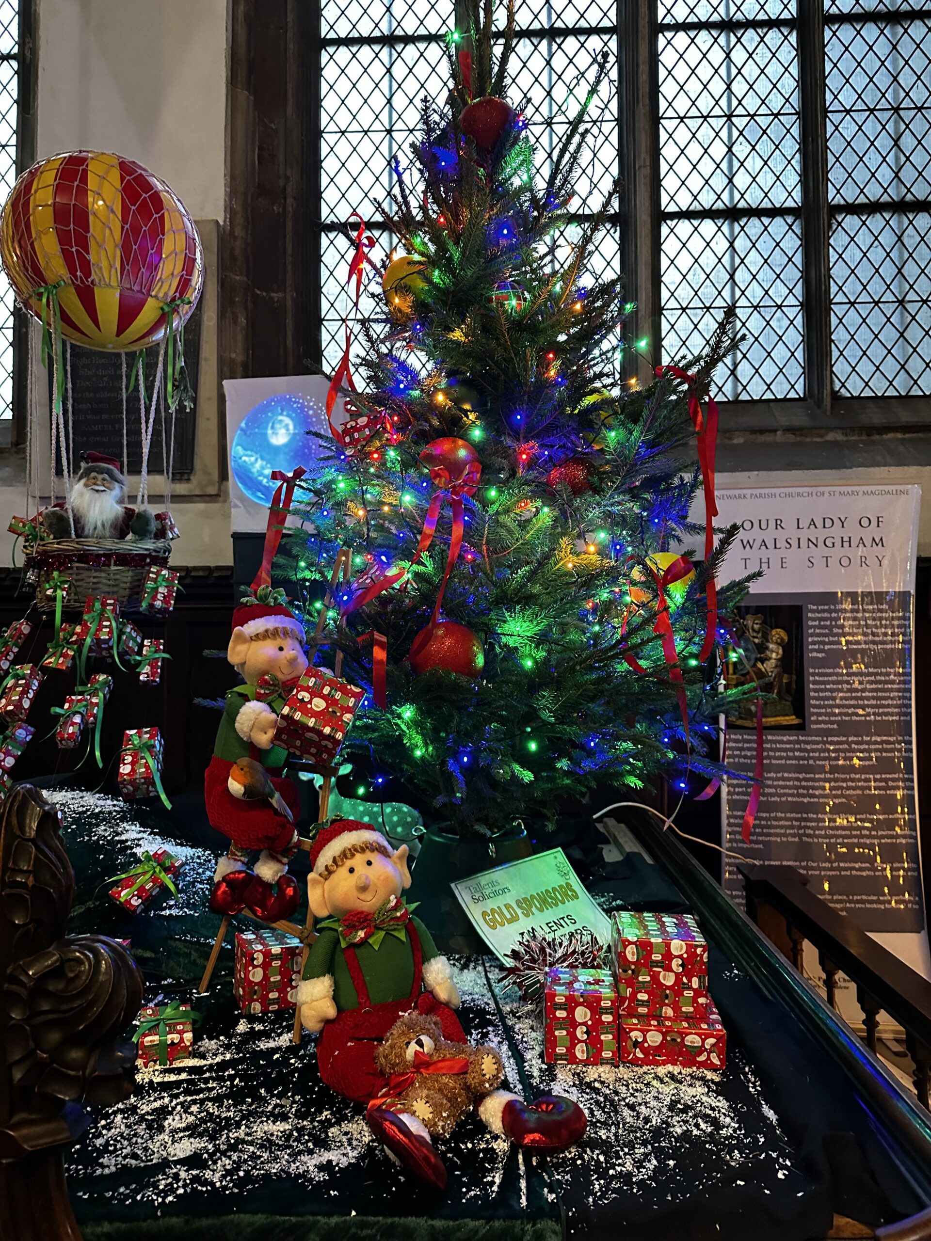 Tallents Solicitors is proud to be a Gold Sponsor of the Newark Christmas Tree Festival.