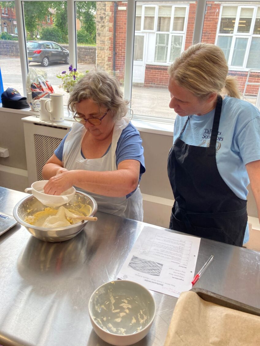 TeamTallents volunteer with Reach Learning Disability