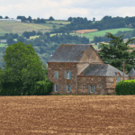Buying property with an Agricultural Tie in Nottinghamshire - Image by Fabien from Pixabay